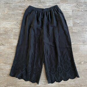 NWT Anthropologie wide leg eyelet crop pants size 8